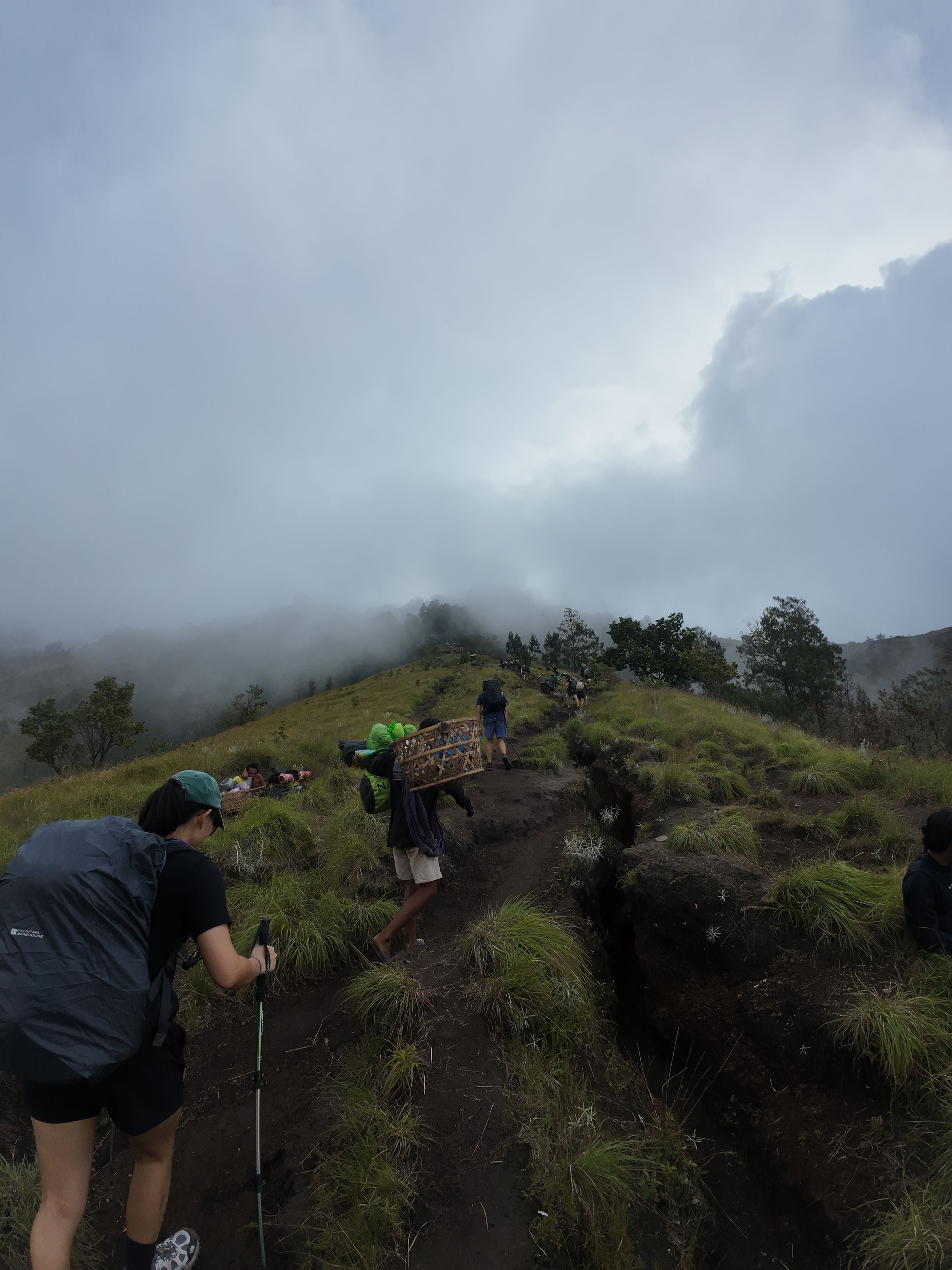 Ascent up near the rim