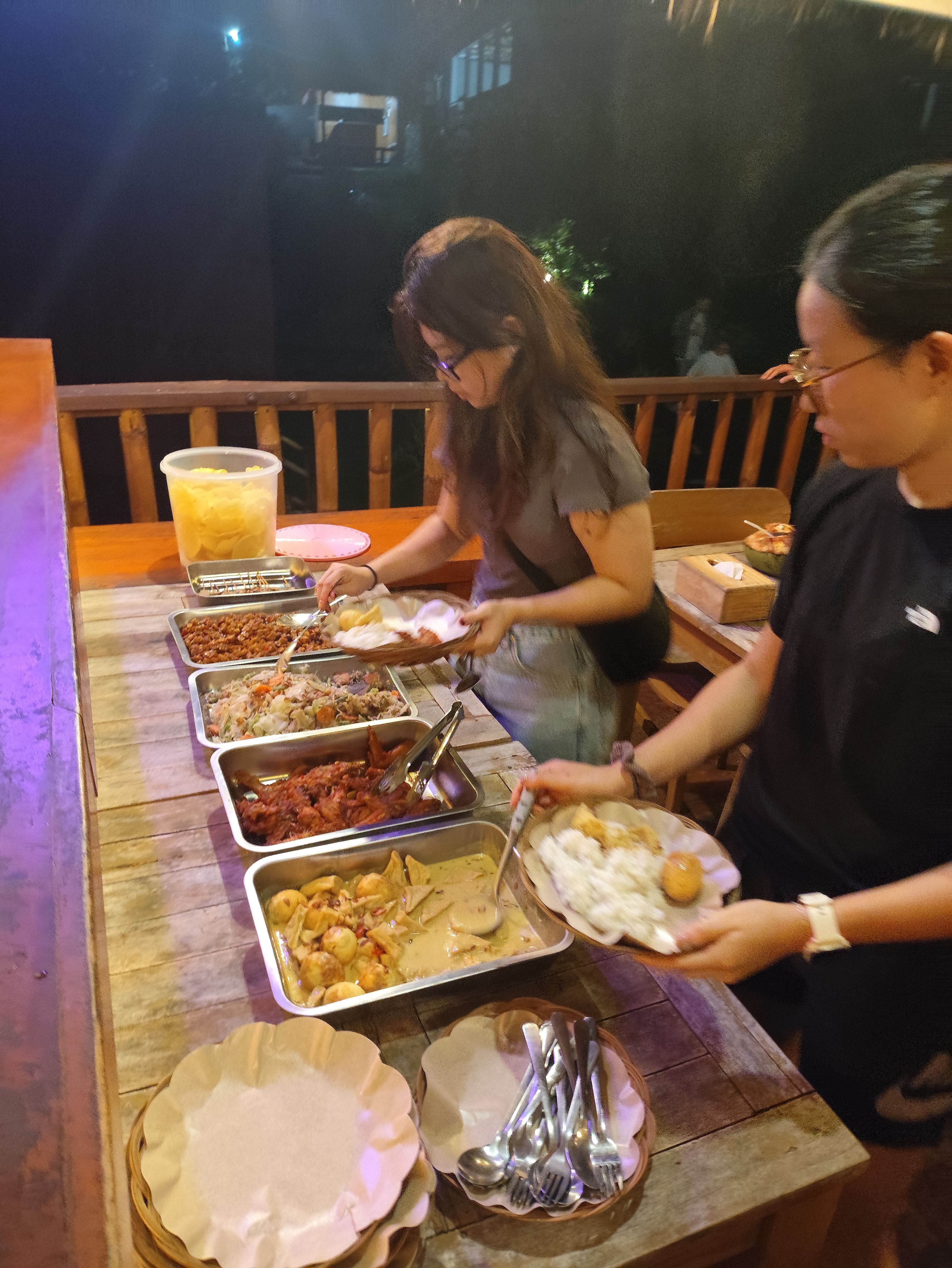 Dinner, a buffet line